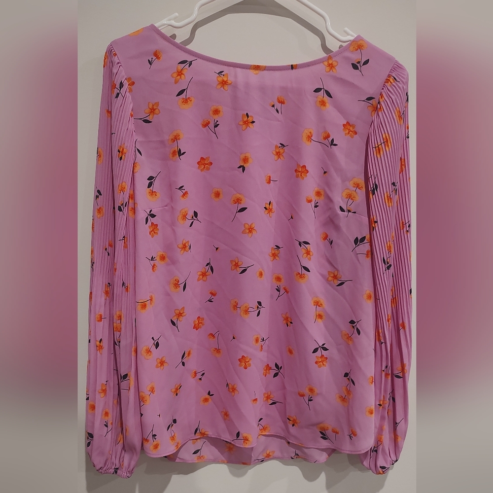 Nwt Ann Taylor Pink, Orange Floral Top W/ Pleated Sleeve Romantical Date Night